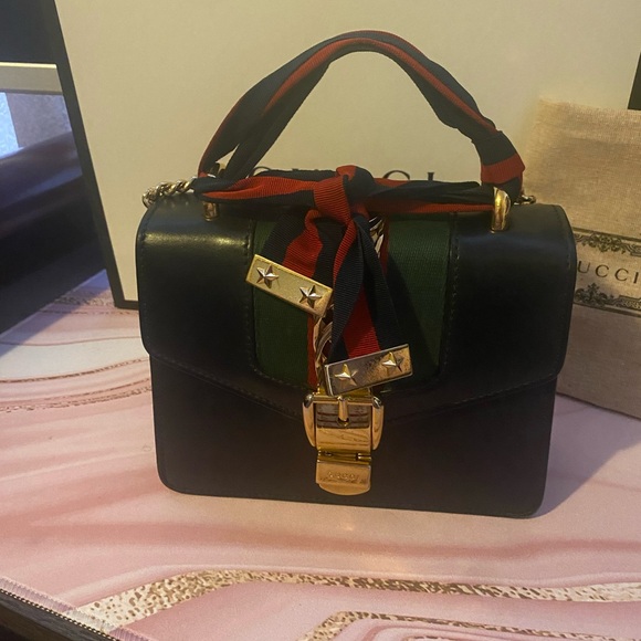 Gucci Sylvie Mini Chain Bag GUC - Picture 16 of 17